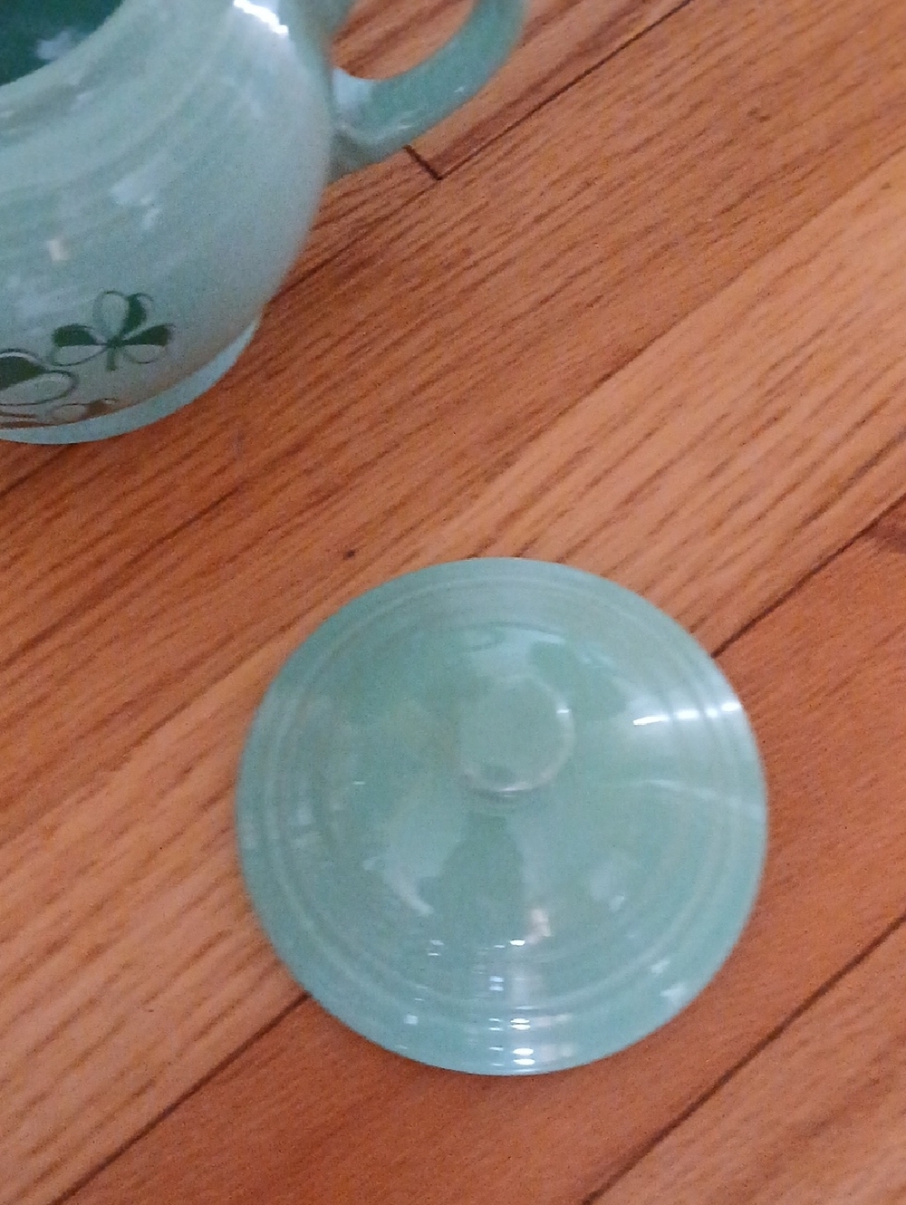 FiestaWare Homer Laughlon Teapot Small Sea Mist Color Shamrock  Motif-2 Cups - Picture 3 of 6